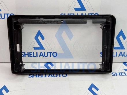 Рамка Audi A3 2 (2003-2013) / S3 2 (2006-2012) / RS3 1 (2011-2012) (9*)