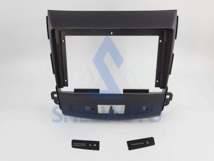 Рамка (ТЕКСТУРНАЯ) Mitsubishi Outlander 2 XL (2005-2013) / Citroen C-Crosser 1 (2007-2013) / Peugeot 4007 (2007-2012) (9*)