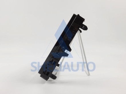 Рамка Volkswagen Jetta 7 (2018-2022) (9*)