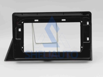 Рамка (Правый руль) Toyota Sienta 2 XP170 (2015-2022) (10*)