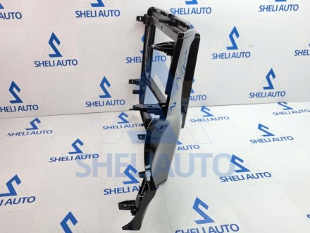 V! Рамка Mitsubishi Outlander 3 (2018-2021) (10*)