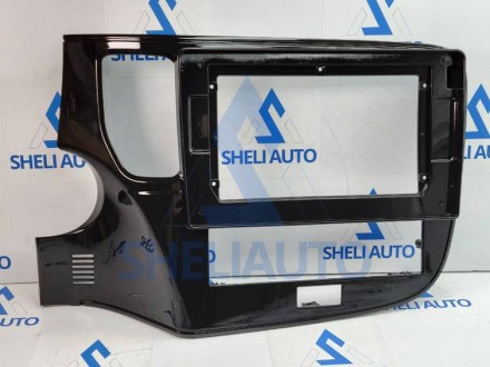 V! Рамка Mitsubishi Outlander 3 (2018-2021) (10*)