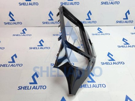 Рамка (ГЛЯНЕЦ) Lada Vesta (2015-2023) (9*)