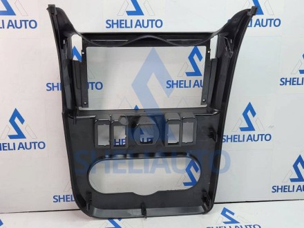 Рамка (ЧЕРНАЯ) Lada Largus (2012-2021) / Renault Logan / Sandero (2009-2015) / Dacia Duster (2010-2017) (9*)