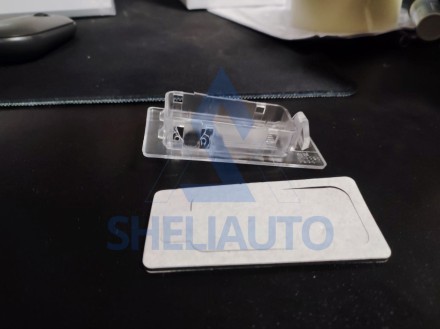 Плафон для Hyundai Solaris 2 Elantra 6