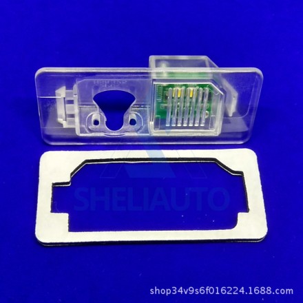 Плафон для BMW: 2, 3, 5, X5, X6