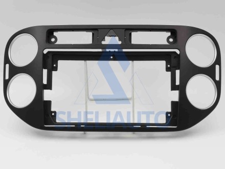 Рамка (F1) (ЧЕРНАЯ) Volkswagen Tiguan 1 (2006-2016) / Gоlf Plus (2004-2014) (9*)