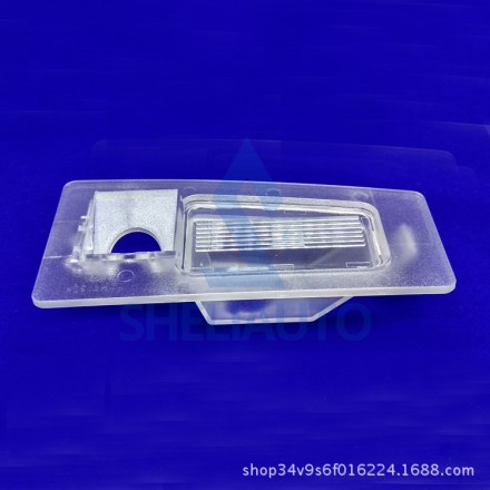 Плафон для Mazda 3 BM / рестайлинг (2016-2019)