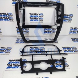 Рамка Volkswagen Jetta 6 (2011-2018) (10*)