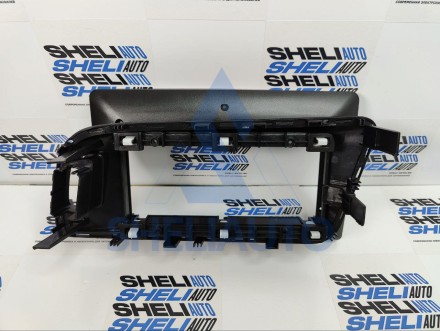 (ОЗОН) Рамка (F2) Audi Q5 (2010-2018) (10*)